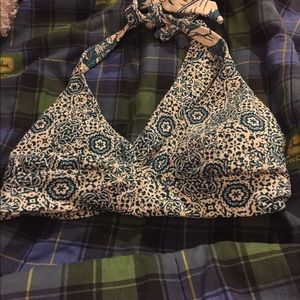 Two piece bathing suit the top is two sided.